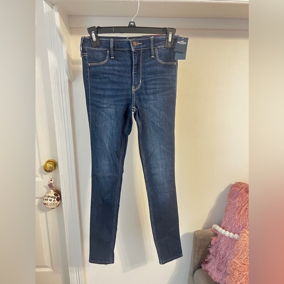 NWT Hollister Skinny Jeans - Picture 1 of 7